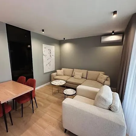 San Pietro 1-st Floor Appartement